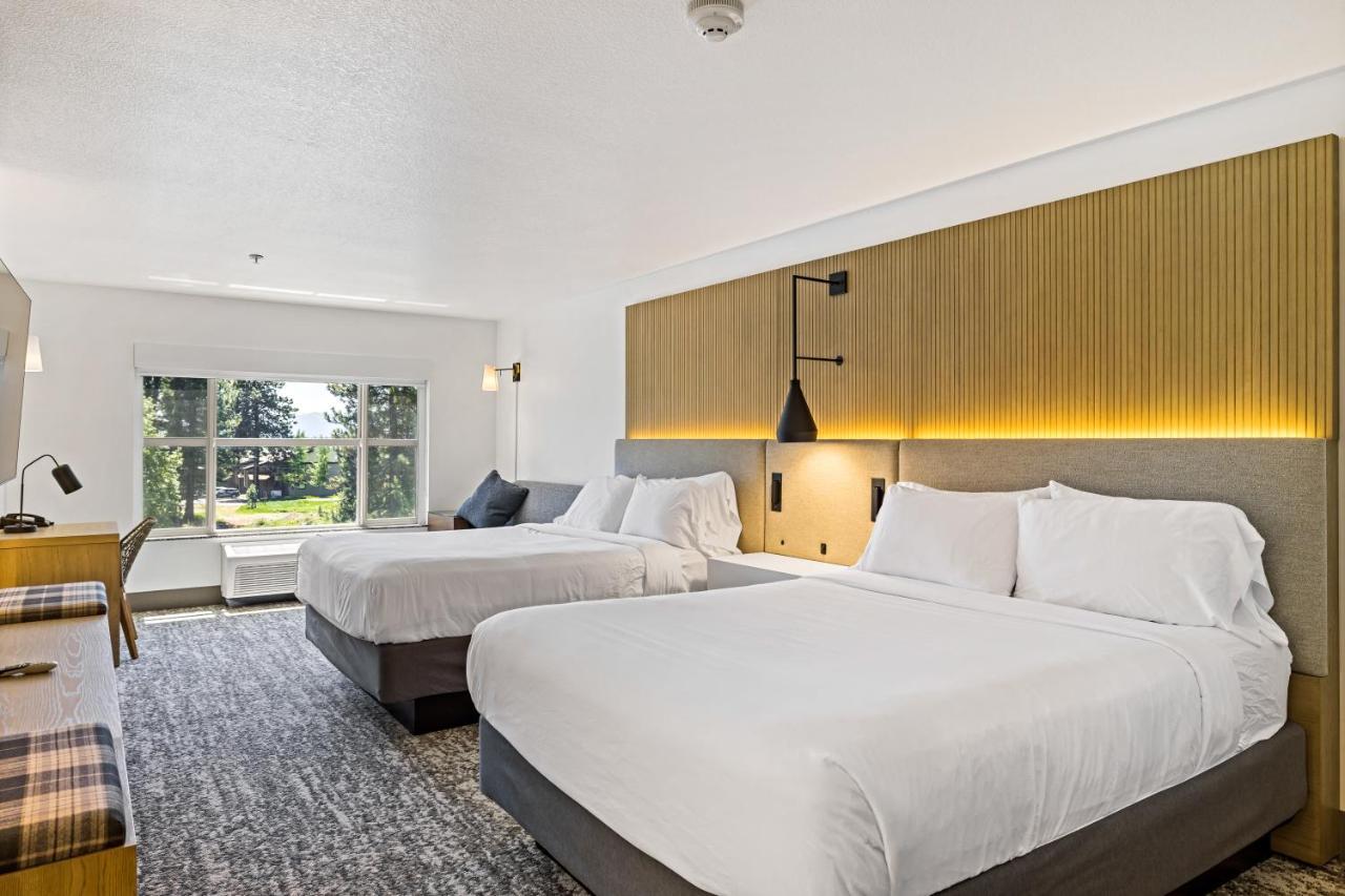 The Evergreen Hotel Маккол Екстериор снимка